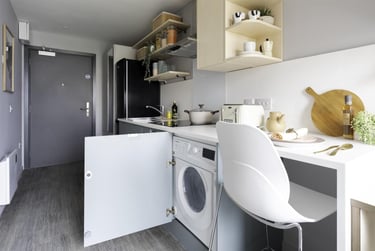 1 bed studio, Cathedral Street, Glasgow, G12BQ - Image 2
